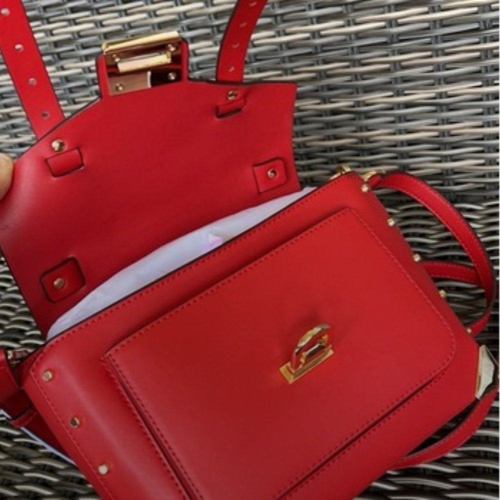 Michael Kors Manhattan Medium School Satchel - Picture 13 of 15
